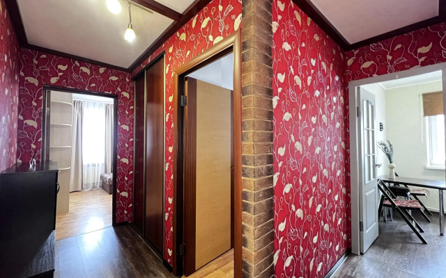 Апартаменты на проспекте Кольский 6