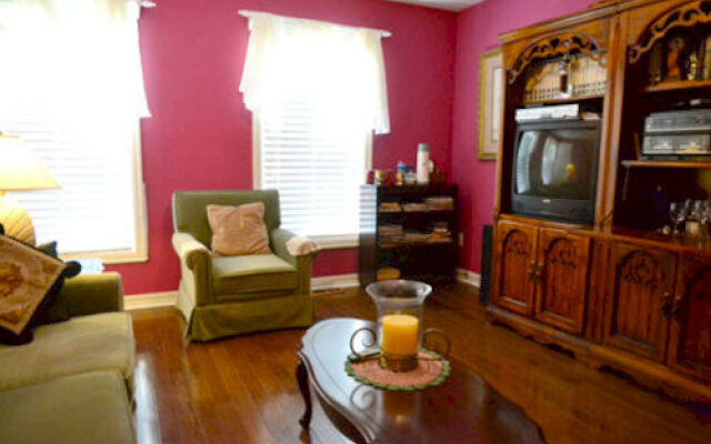 Eagle's Wing Bed and Breakfast