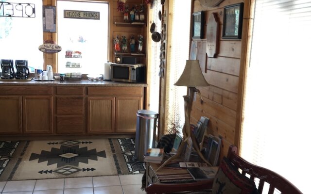 Chama River Bend Lodge