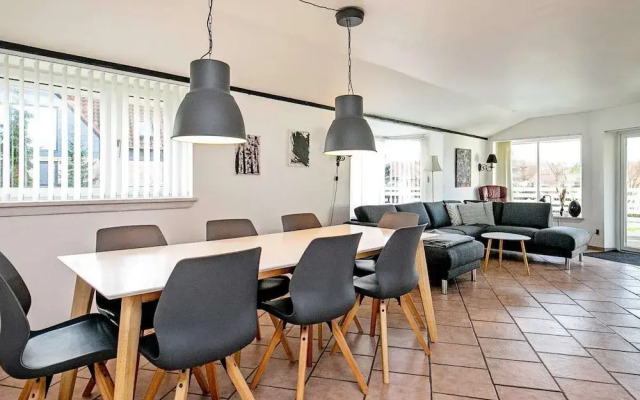 6 Person Holiday Home in Humble-by Traum