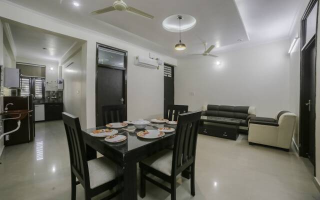 Oyo Home 17383 Elegant 3bhk