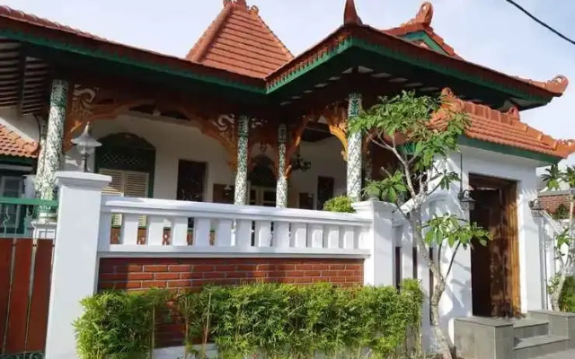 Rumah Jawa Guest House (Syariah)
