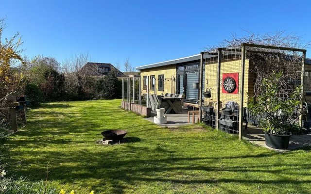 Beautiful Bungalow With Spacious Garden