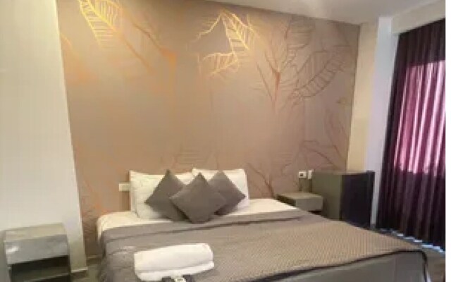 B79-Ccb Apartahotel En Manga Con Balcon