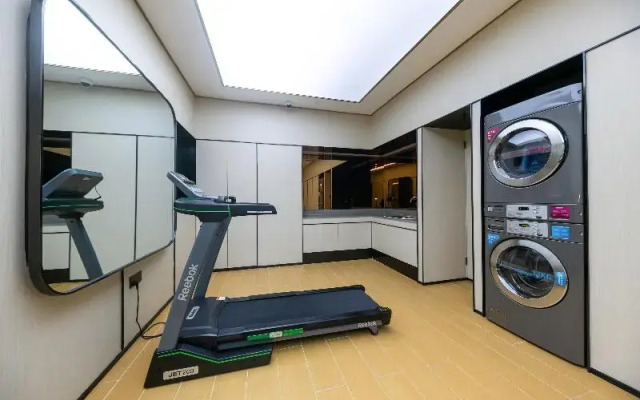 Ji Hotel (Shanghai Orient Yide City)