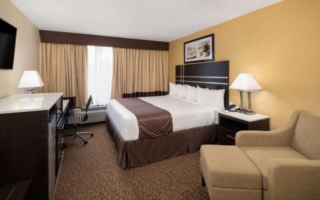 Baymont Inn & Suites by Wyndham Hammond
