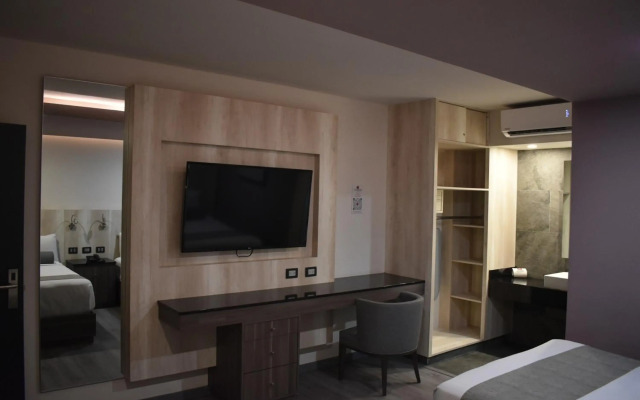 Hotel Frontiere