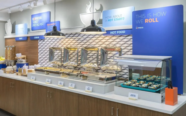 Holiday Inn Express Southington by IHG