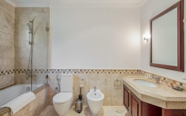 Prvt Pool Beach in Luxury Palm Jumeirah Villa