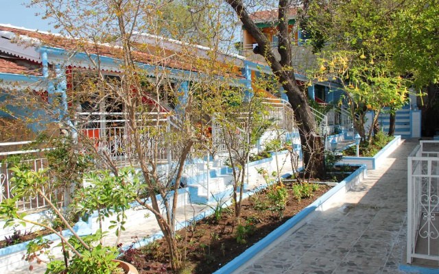 Side Temple