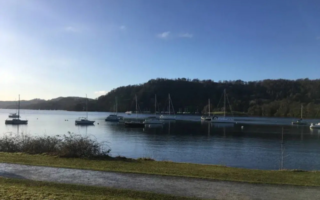 Milnthorpe - Ideal to Explore the Lake District