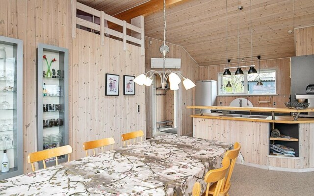 Peaceful Holiday Home in Vinderup With Large Terrace