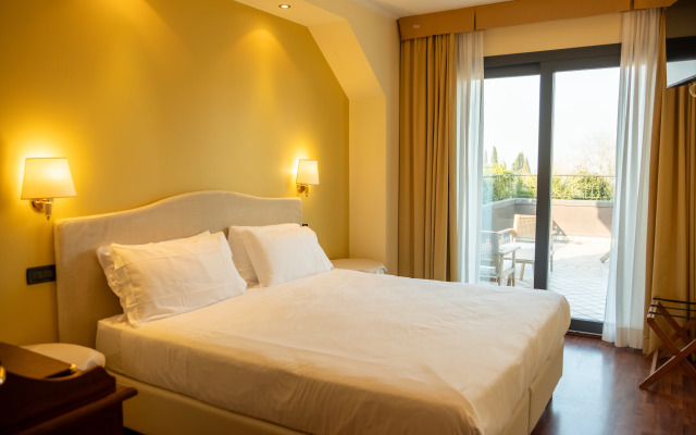 Admiral Hotel Villa Erme