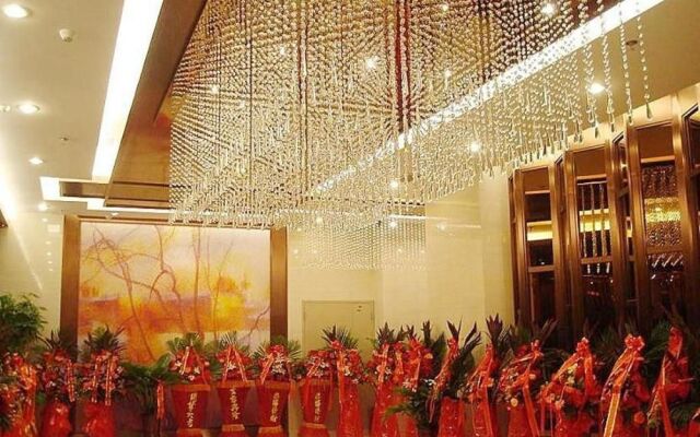 Gold Triangle Hotel
