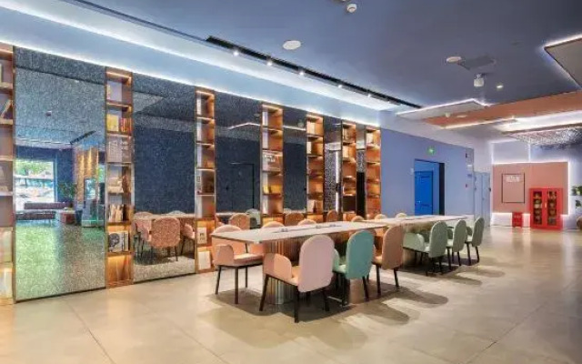 Hanting Hotel (Shanghai Jinqiao Taierzhuang Subway Station Branch)