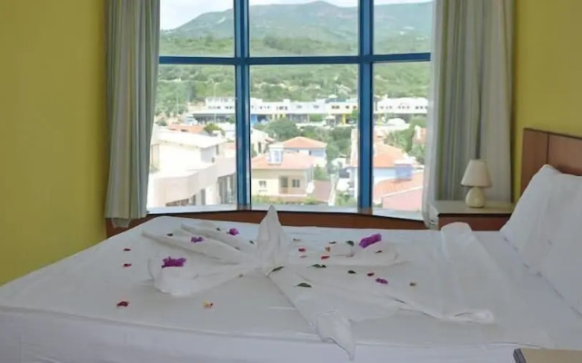 Royal Nas Resort