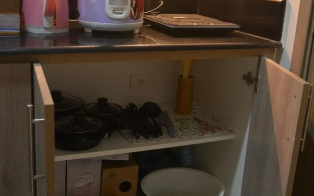 Paranaque SM-Sucat Field Res. Bldg 5, 2/F, 2BR with Balcony