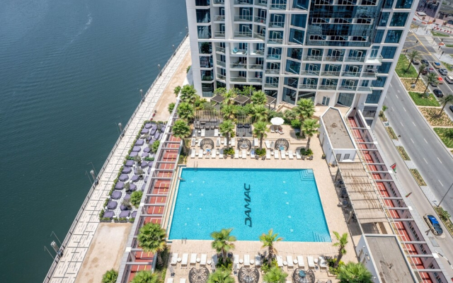 Downtown Ultra Luxury Studio Suites