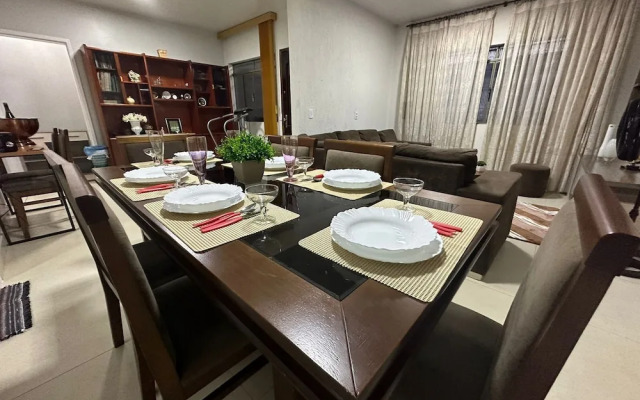 Casa Central 3 suites e piscina 10 pax