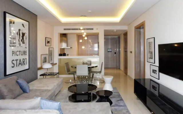 Luton Vacation Damac Paramount Tower