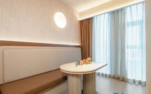 Orange Hotel (Nanning Wuxiang Headquarters Base Store)