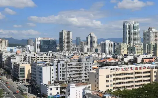Sanya Huabaoshi Hotel
