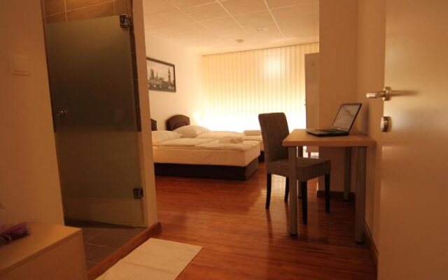 Rooms XXL