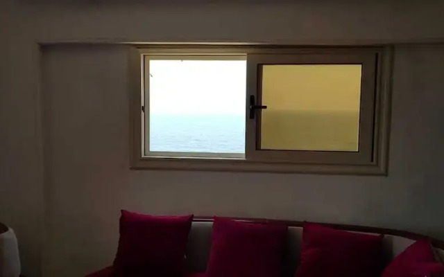 luxury apartment CBD beach view Hilton