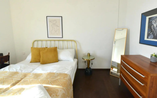 Brand-New, Close to Centre, Rooftop-Summer-Pool