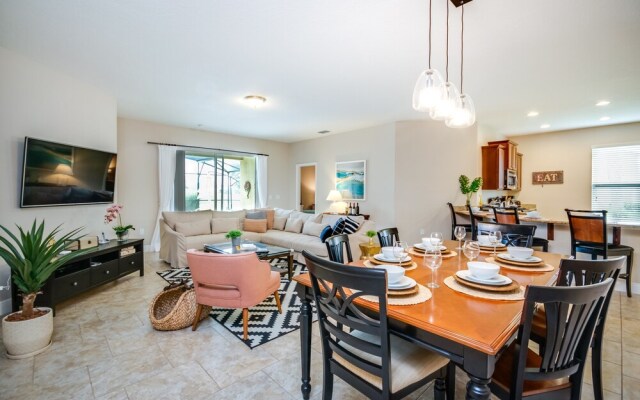 Solterra - 4167 Oaktree Drive