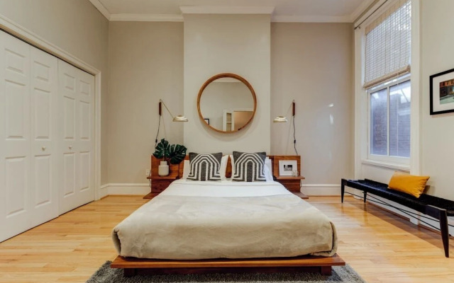 Walk everywhere from Stunning Architectural Flat!