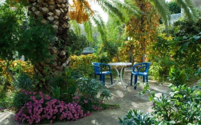 Anthea Apartments