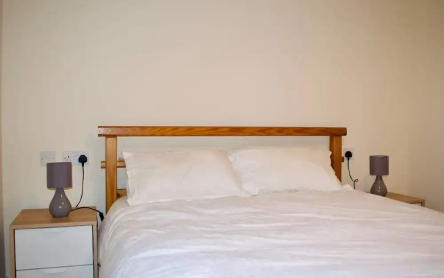 Homely 2 Bed Apartment Next To Leith Walk