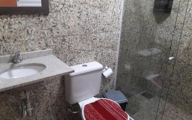 Hostel Falcão-Suites Privativas com Ar Condicionado