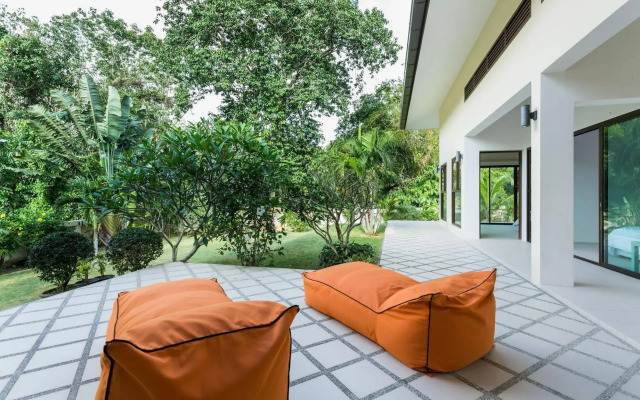 Baan Rim Klong