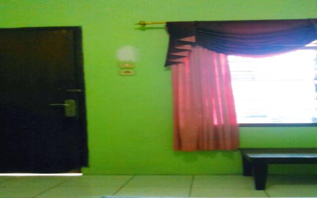 Kost Semarang Peterongan Timur