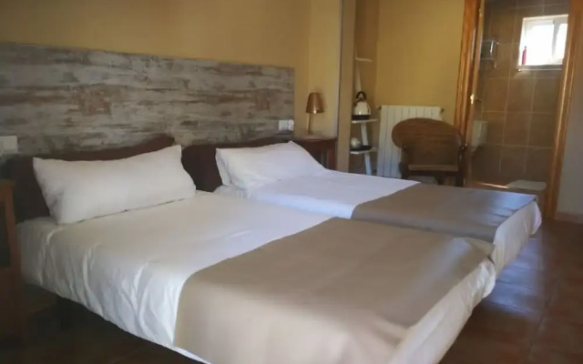 Lovely Holiday Home in Aigues With Private Swimming Pool