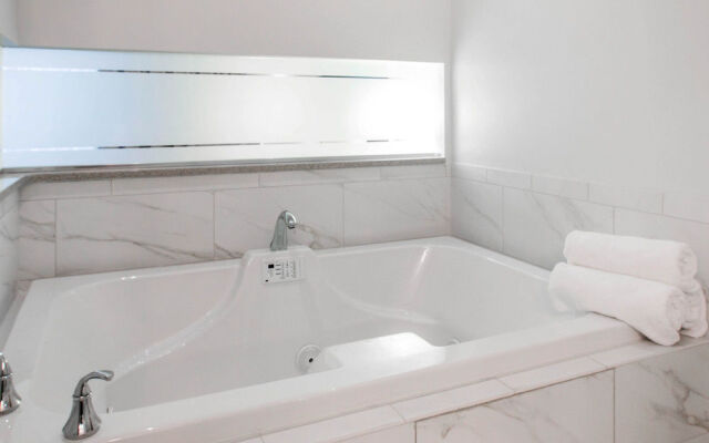 Comfort Inn Plainwell