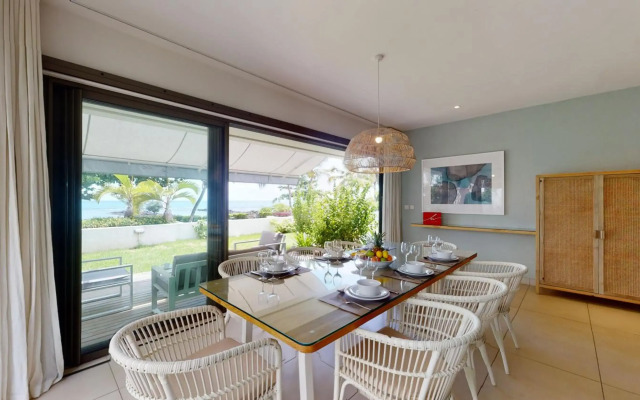 Les Estivales Beachfront Suites & Penthouses by LOV
