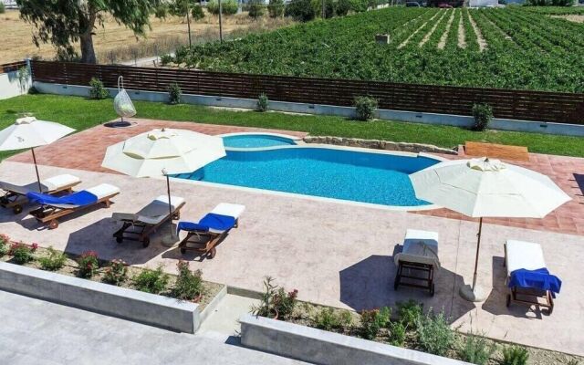 Villa Kampos