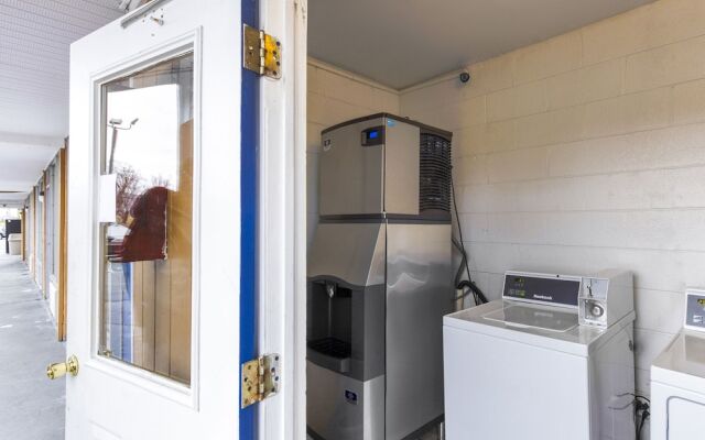 OYO Hotel Wytheville I-77 & I-81