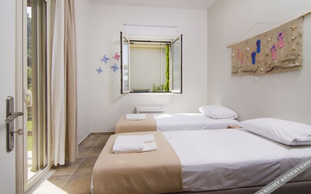Ploes Villas