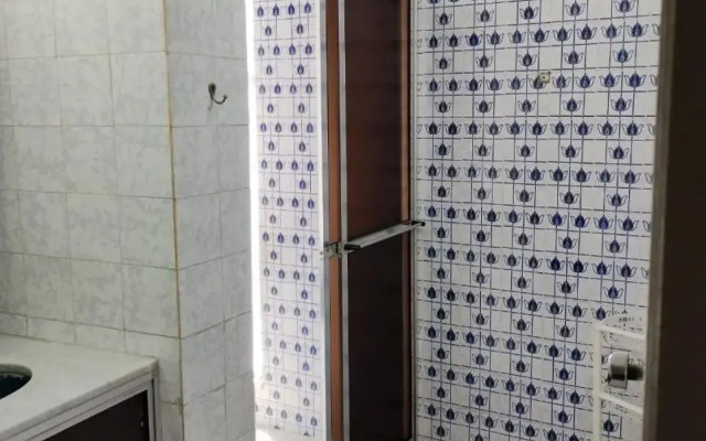 Apartamento amplo a 700 metros da praia