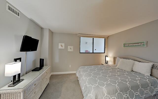 All-suite Sea Mark Getaway - Pool & Inlet Views 3 Bedroom Condo