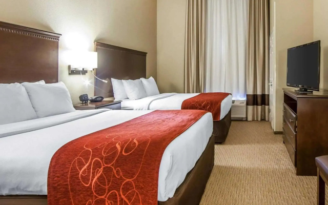 Comfort Suites Marietta - Parkersburg