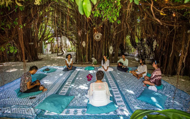 Namaste Beach Club & Hotel