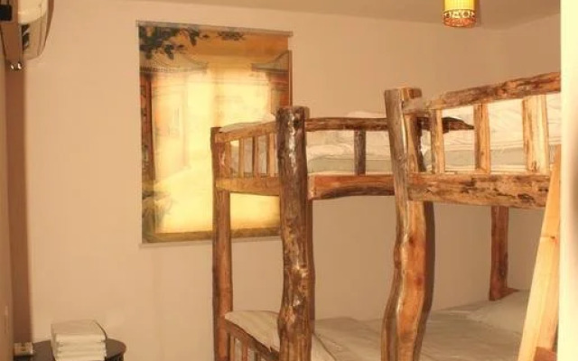 Tongye Bobo Youth Hostel