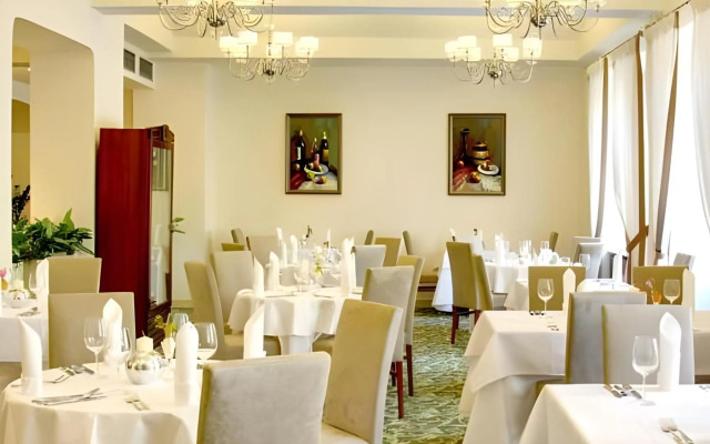 Hotel Kolonada