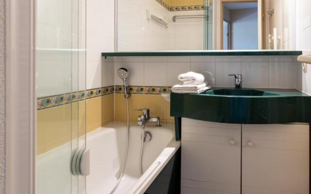 Le Gouic Joli Appartement Piscine