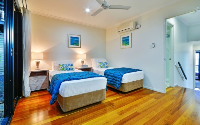 3 The Panorama Hamilton Island 2 Bathroom Ocean View Modern Apartment – Guest Rooms – Hamilton Island